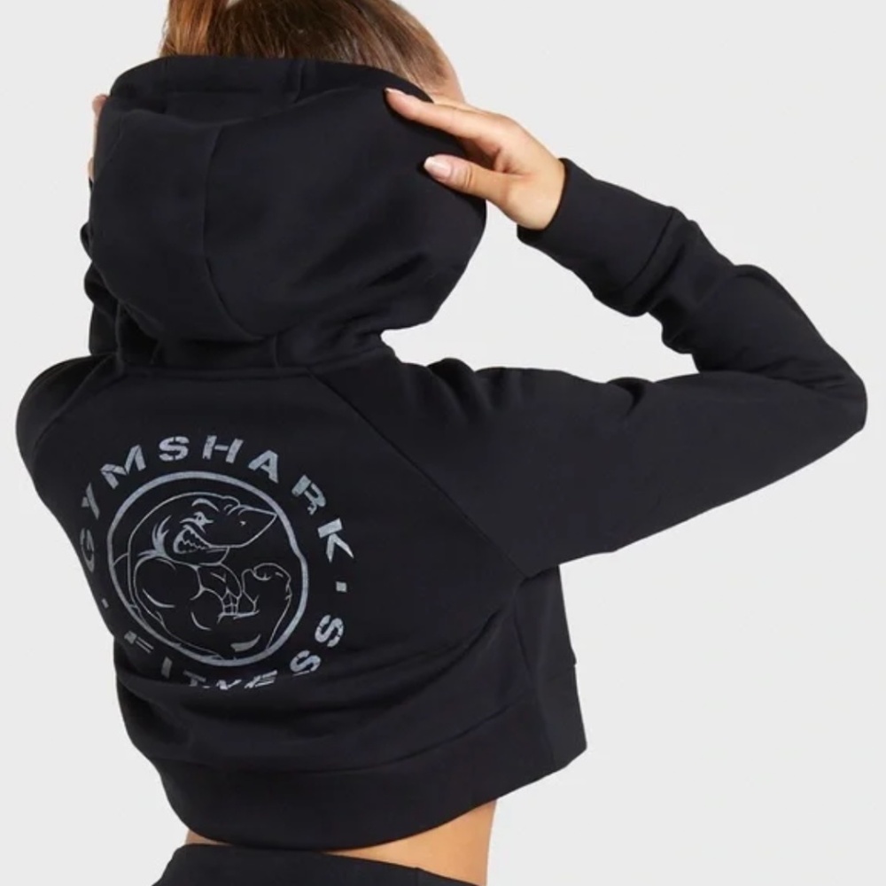 GYMSHARK CROPPED BLACK JACKET
